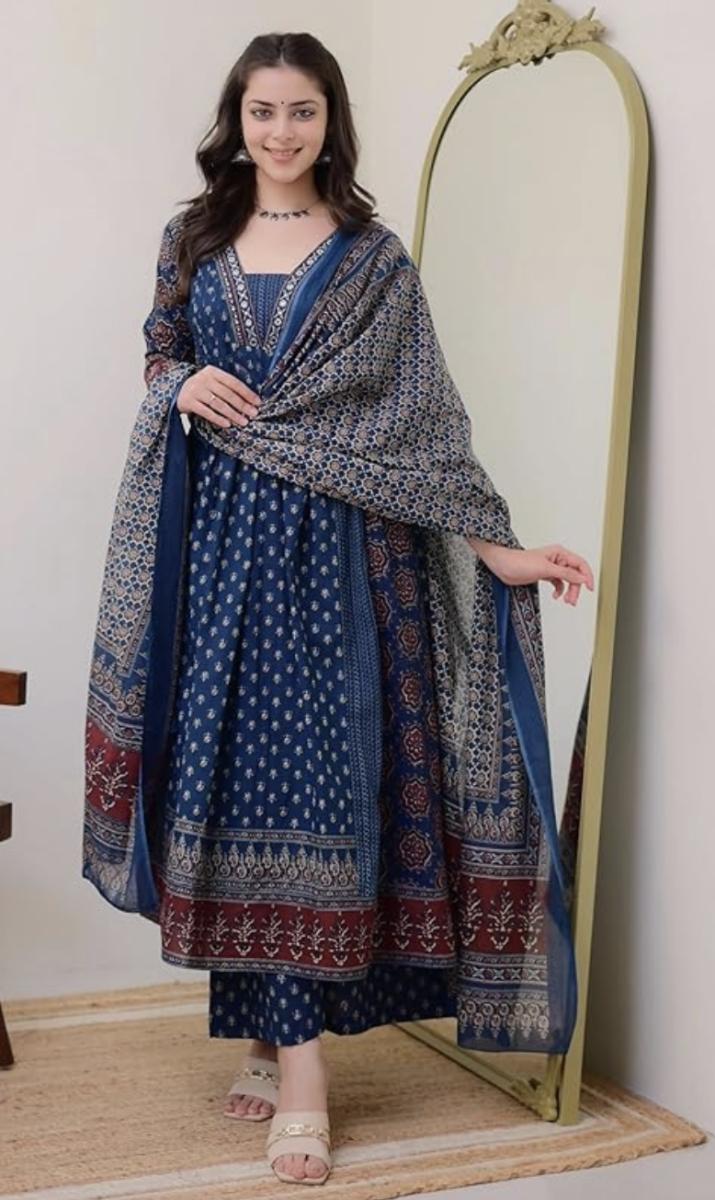 Buy KLOSIA Women Printed Anarkali Kurta and Pant Set with Dupatta Teal Blue at Amazon.in Image 2
